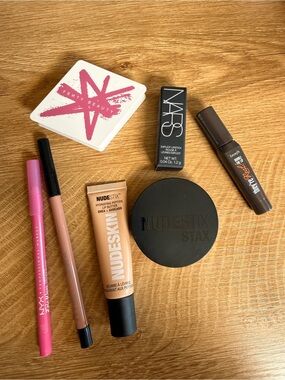 Mixed Makeup Products
